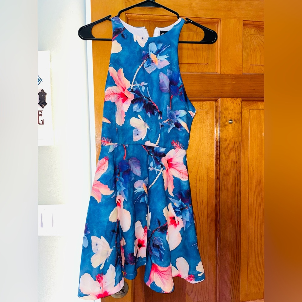 Floral print dress